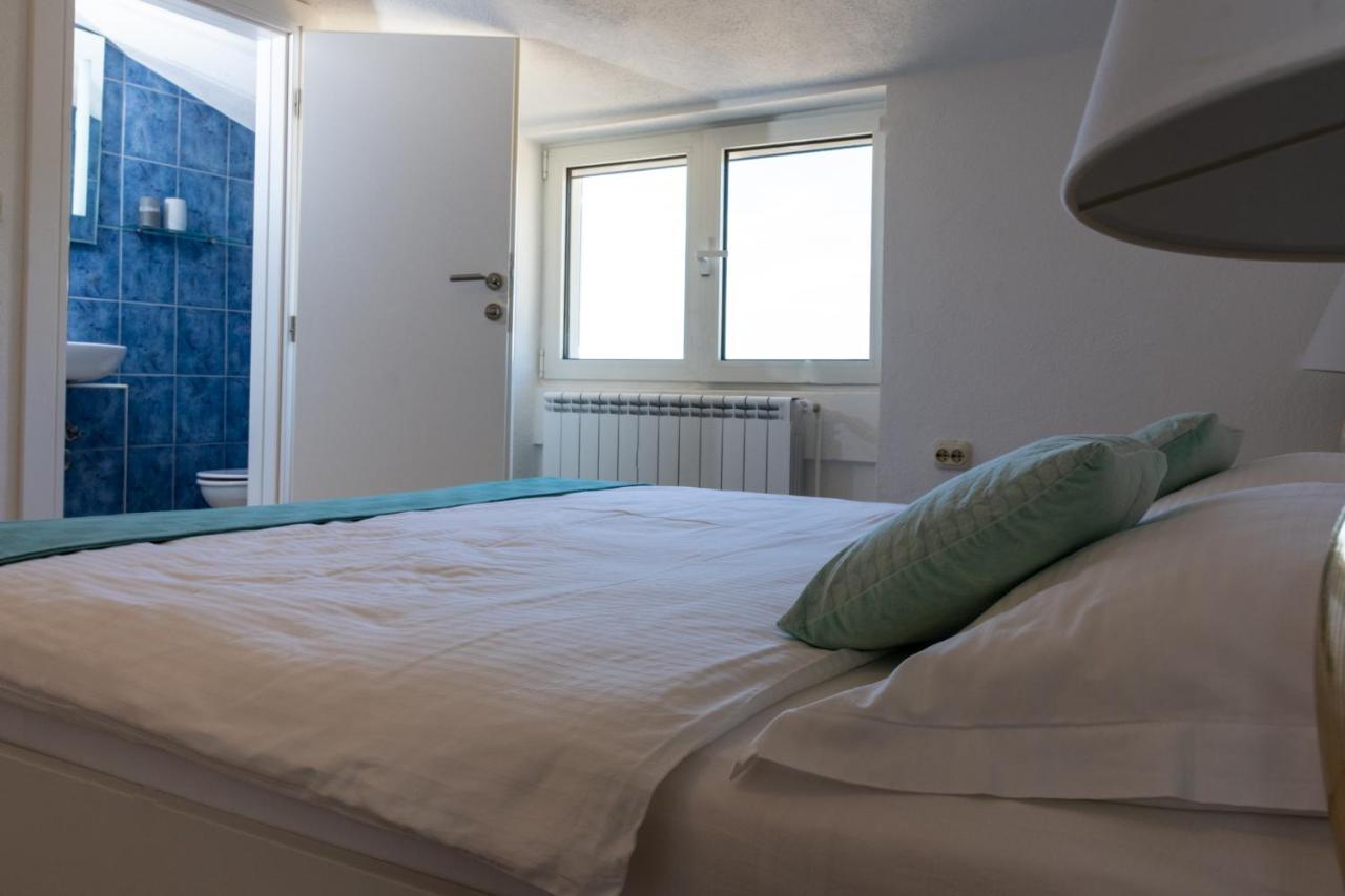 The View Split. Highlight With Roof-Top-Terrace And Pool Kaštela Exteriör bild